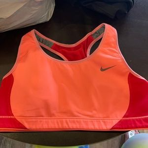 Medium Nike SportsBra